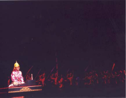 พนักงานเห่เรือพระราชพิธี
