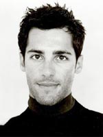 Alex Dimitriades (อเล็กซ์ ดิมิเตรเดส)