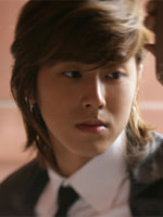 Jeong Yoon-ho (จอง ยุน-โฮ)