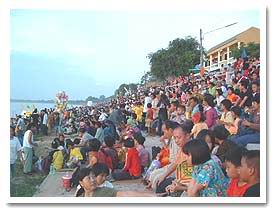 ปรากฏการณ์บั้งไฟพญานาค