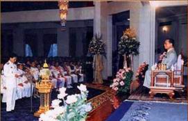 พระราชดำรัส พระบาทสมเด็จพระเจ้าอยู่หัว เนื่องในวันเฉลิมพระชนมพรรษา 2537