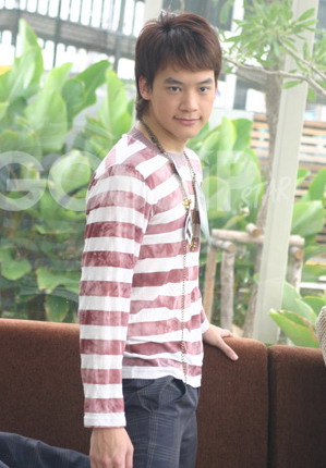 เพลง someone