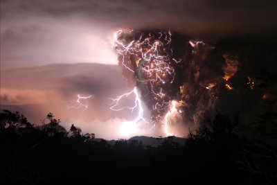 Volcanic Lightning