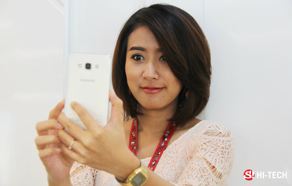 Ҿҡͧ Samsung Galaxy E7 ҧҹաûѺ