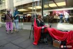 บรรยากาศ Apple Store วันแรกของการเปิดขาย iPhone 6