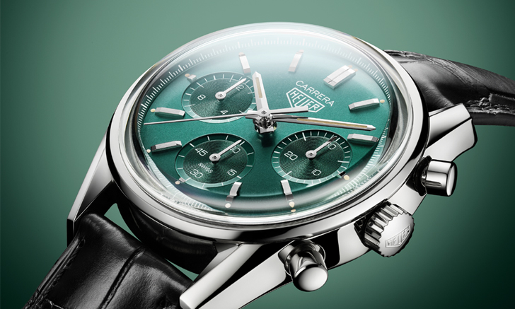 TAG Heuer Carrera คอลเลคชั่นไอคอนิกในเฉดสีเขียวน้ำเงินใหม่ล่าสุด