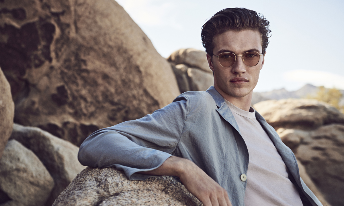 Oliver Peoples นำเสนอแคมเปญ Love Song ประจำฤดูใบไม้ผลิปี 2022