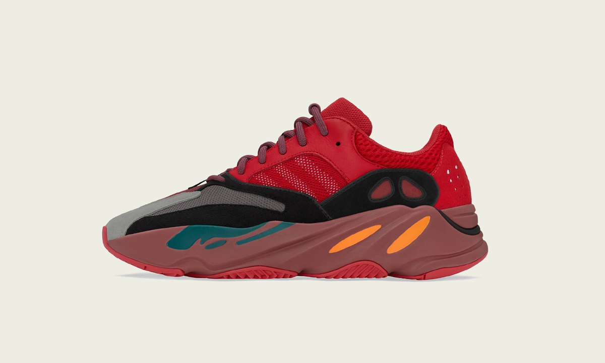 อาดิดาสเตรียมปล่อย YEEZY BOOST 700 HI-RES RED