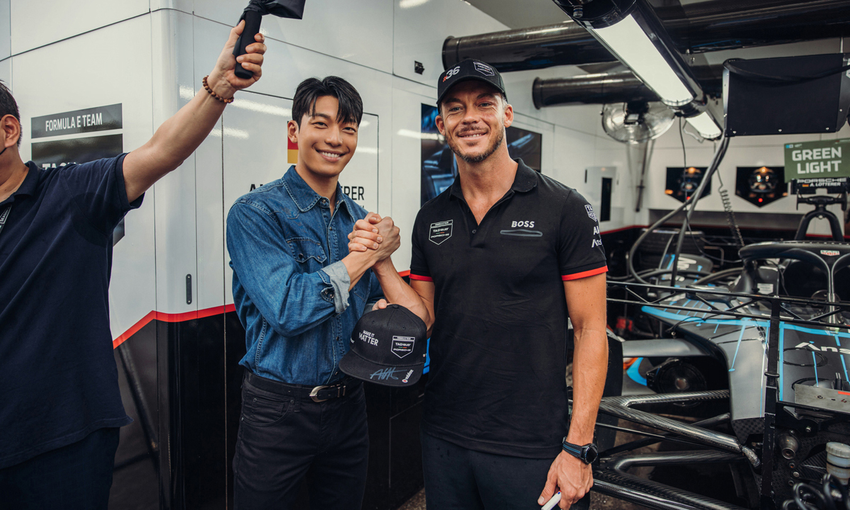 แขกคนสนิทของ TAG Heuer เข้าร่วมเชียร์ทีมแข่ง TAG Heuer Porsche Formula E