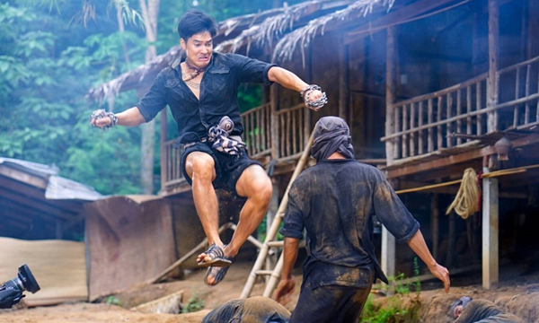 ไมค์ ยกคาราวานทัพควาย โชว์ลีลาบู๊ขั้นเทพ \