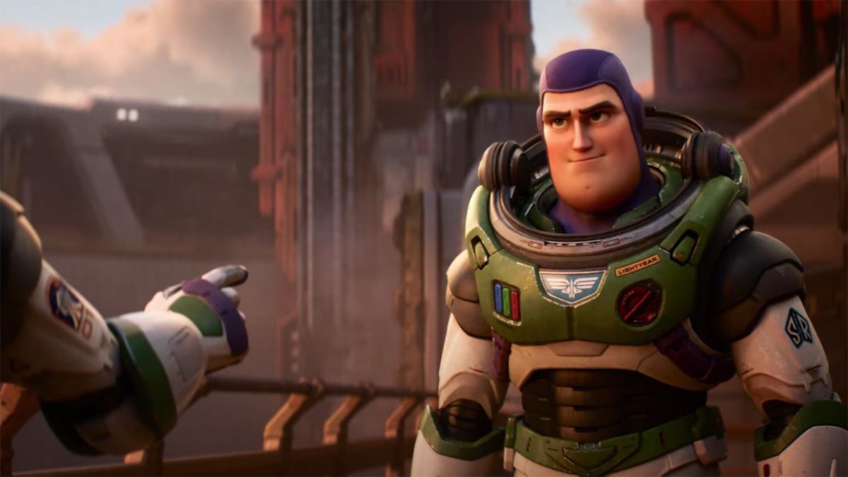 Lightyear โดนแบนห้ามฉาย 14 ประเทศเพราะฉากจูบเพศเดียวกัน