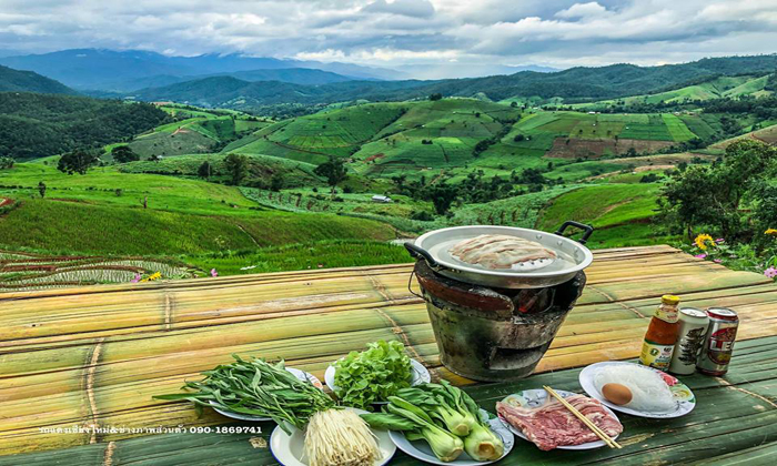 กินหมูกระทะแบบฟินๆ ชมวิวนาขั้นบันไดบ้านป่าบงเปียง กับที่พักราคาแค่คืนละ 500 บาท!