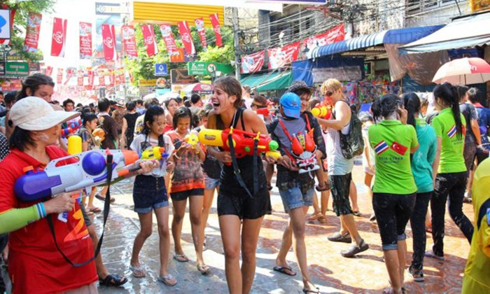 อัปเดต สถานที่ \