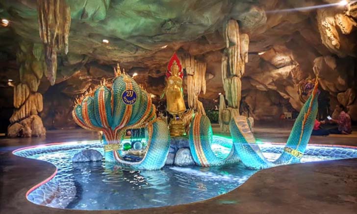 เที่ยววัดหลวงพี่แซม ชมมหัศจรรย์ ถ้ำลอดมหาจักพรรดิ์ หนึ่งเดียวในเมืองไทย!