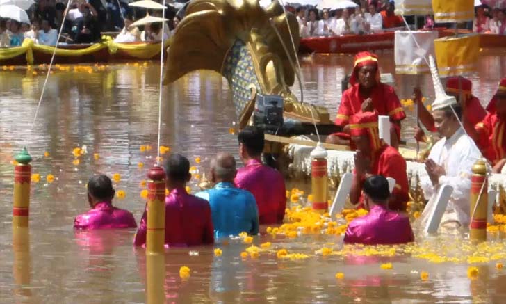เพชรบูรณ์ เตรียมจัดงานอุ้มพระดำน้ำประเพณีแปลกแห่งเดียวในโลก