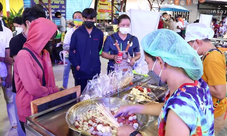 บุรีรัมย์ผุดโปรเจค ลูกชิ้นยืนกินผสมกัญชารับนักท่องเที่ยว