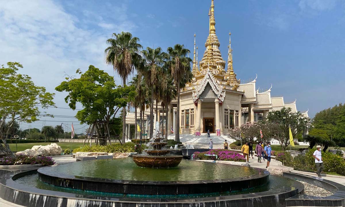 มูลนิธิหลวงพ่อโต อนุสรณ์ชิ้นสุดท้ายของ \