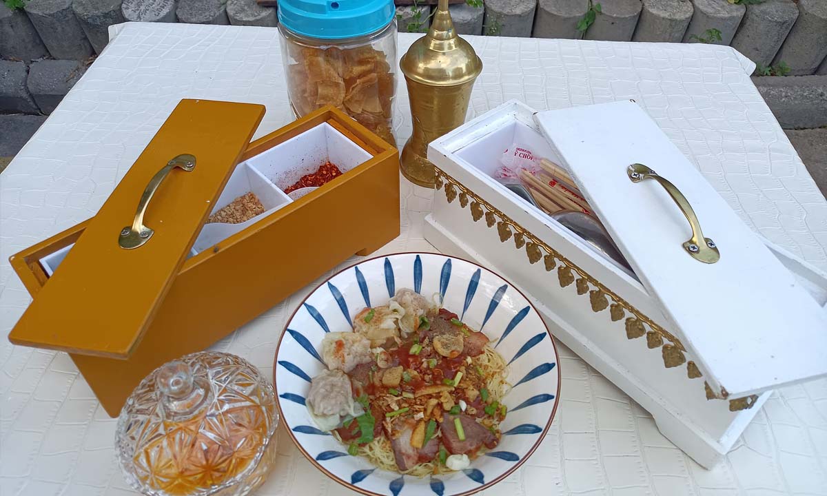 โลงผีหมี่เกี๊ยว ร้านนี้กินแล้วคุณจะรู้สึกปลงทันที